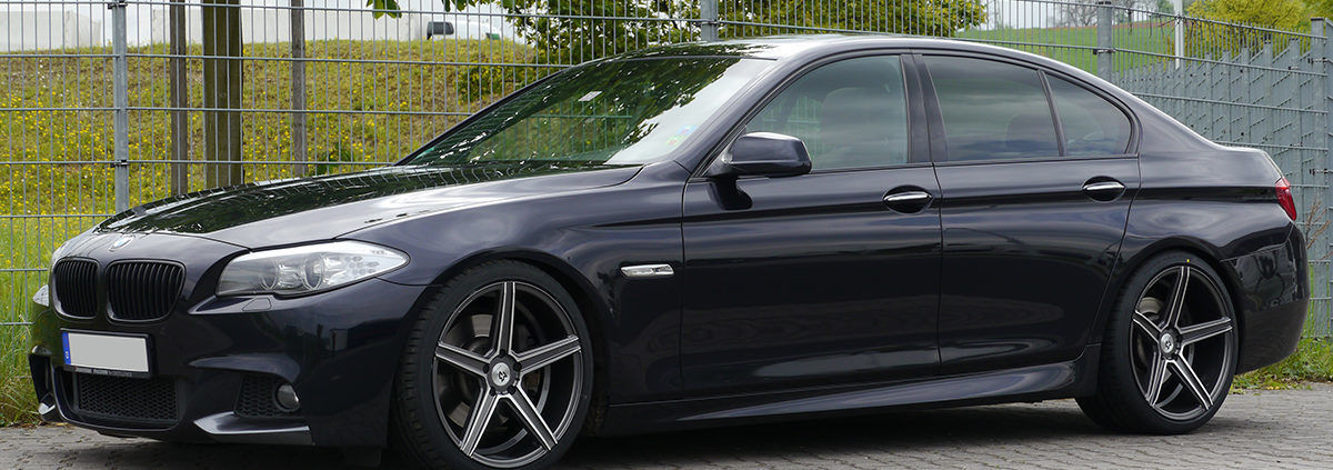 BMW 5er F10 mit 20 Zoll Felgen