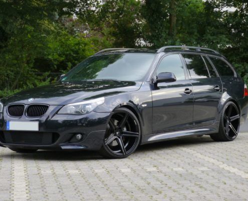BMW 560L KV1 DC 9x20 + 10,5x20 stark Konkav - Glanzschwarz