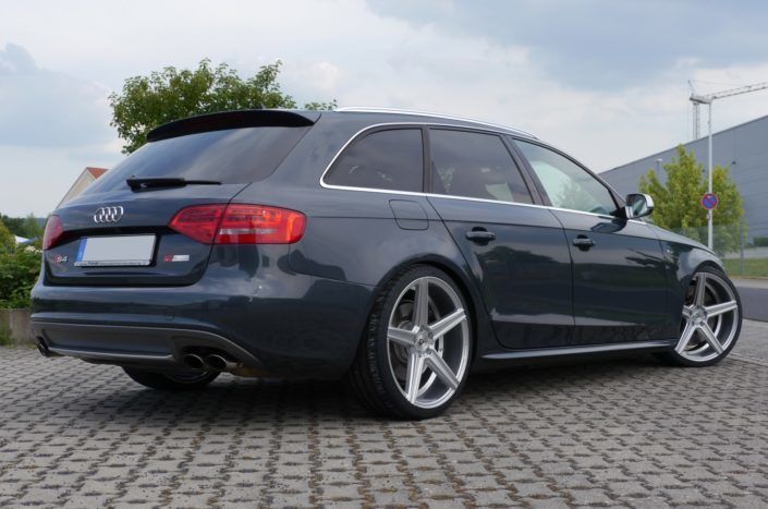 Audi S4 B8 KV1 9×20 Konkav – Silber Audi S4 B8 KV1 9x20 Konkav - Silber