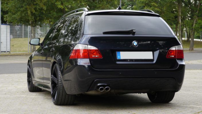 BMW 560L KV1 DC 9×20 + 10,5×20 stark Konkav – Glanzschwarz BMW 560L KV1 DC 9x20 + 10,5x20 stark Konkav - Glanzschwarz