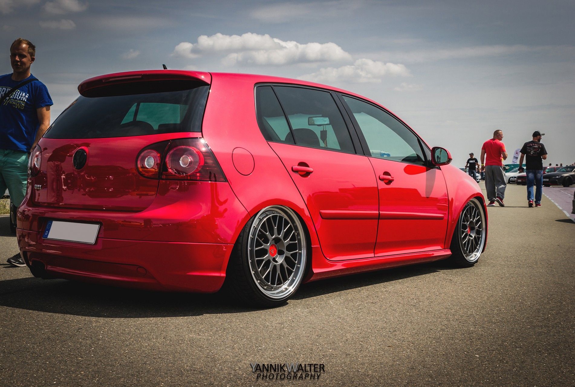 VW Golf 5 GTI mbDESIGN LV1 8.5x19 ET45 Grau glänzend poliert mbDESIGN