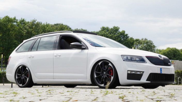 Octavia RS Typ 5E mbDESIGN mb1 7.5×19 ET51 Schwarz Matt poliert + 225/35R19 Octavia RS Typ 5E mbDESIGN mb1 7.5x19 ET51 Schwarz Matt poliert + 225/35R19