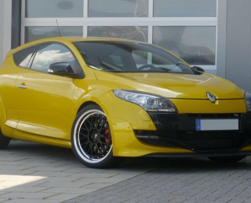 Renault Megane Sport RS mbDESIGN LV1 8.5x19 Schwarz glänzend poliert